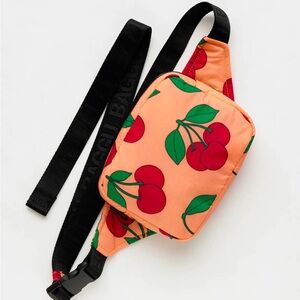 BAGGU Puffy Fanny Pack - Sherbet Cherry NWT✨